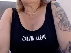 Amateur Watch Live Sex Cams of ona_sexx69