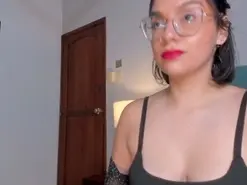 Amateur Free Porn Cam of ValentinaVegaaa