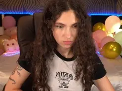 Amateur Live Sex Cam of BabyFlowerr