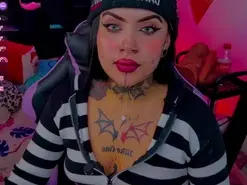 Amateur Live Porn of INKLAURI