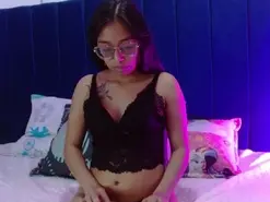 Amateur Live Sex of Charllot_wish