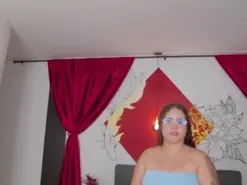 Amateur Free Porn Cam of lia_avalon_