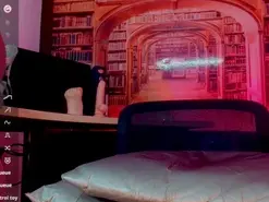 Amateur Live Sex of emeli_roushot