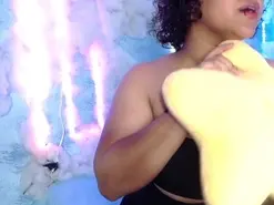 Amateur Free Live Porn of kira_mystery