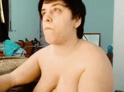 Amateur Live Sex Cam of almondonwheels