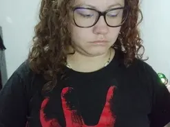 Amateur Sex Cam of Curly_greeneyed
