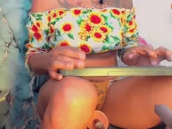 Amateur Watch Live Sex Cams of khiara_moretti