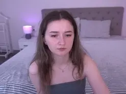 Amateur Sex Cam of CyrenaLuxe