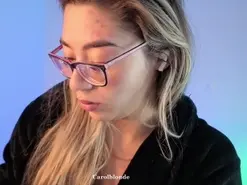 Amateur Live Sex of carol_blonde