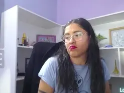 Amateur Live Sex Cam of chantal_adams0