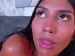 Amateur Watch Live Sex Cams of taty_miller