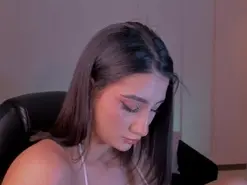 Amateur Nude Webcam of MaddisonLowe