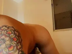 Amateur Nude Webcam of SKAYHOT