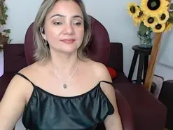 Amateur Adult Webcams of ana_milf