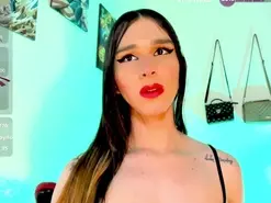 Amateur Live Sex Cam of la_ratona_1