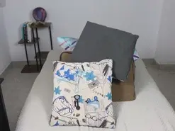 Amateur Live Sex Cam of Moon_woman