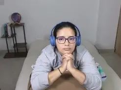 Amateur Free Live Porn of Moon_woman