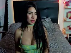Amateur Adult Webcams of angela_martina1