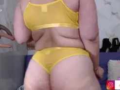 Amateur Live Sex Cam of kiara_scott