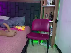 Amateur Free Porn Cam of EllenaBoobs_