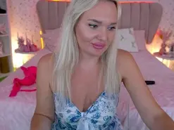 Amateur Best live sex cam show of MissyMartinezz