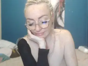 Bongacams Free Porn Cam of NADINNNE
