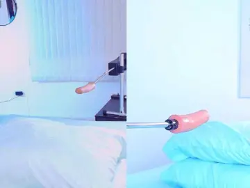 Bongacams Free Live Porn of Little-Siena
