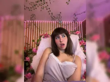 Bongacams Best Webcam of MiaLiaHot