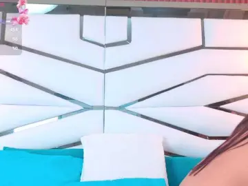 Bongacams Best live sex cam show of YesyHills