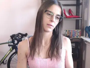Bongacams Live Sex Cam of MegiKiss