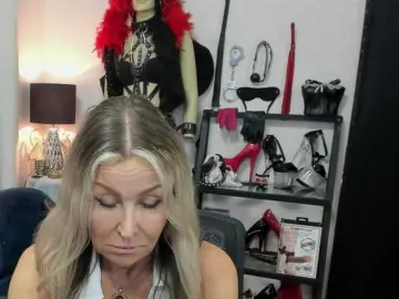 Bongacams Live Sex Cam of soft-crystal