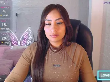 Bongacams Watch Live Sex Cams of paulinagalvis2700