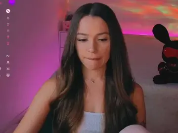 Bongacams Free Porn Cam of MaybeBabeTV