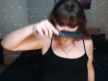 Bongacams Live Sex Cam of AwesomeValen