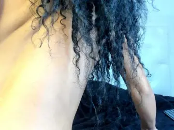 Bongacams Nude Webcam of rouse-sexy-hotxx77