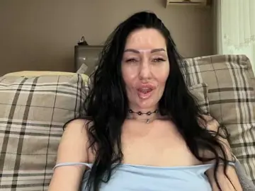 Bongacams Adult Webcam of KorolevaQween000