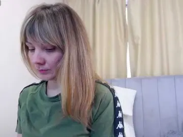 Bongacams Nude Webcam of LeslieShhh