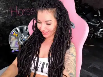 Bongacams Sex Cam of -BABAYAGA-
