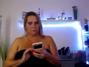 Bongacams Adult Video Chat of JuliaPink