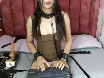 Bongacams Best live sex cam show of hilaryythompson