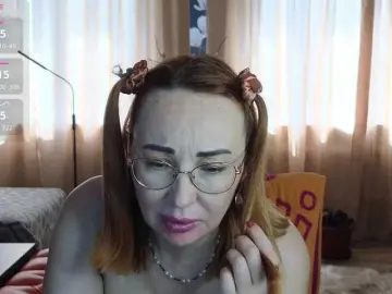 Bongacams Watch Live Sex Cams of Pink-Lips