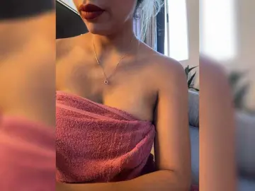 Bongacams Nude Webcam of EmilyLeah
