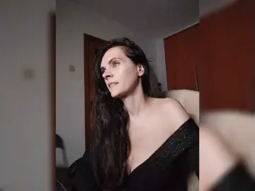 Bongacams Private Sex Chat of SexQueen11