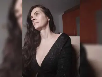 Bongacams Live Sex of SexQueen11