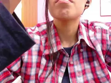 Bongacams Free Porn Cam of yourcuteneighbourr