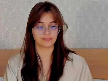 Bongacams Live Sex Cam of Mia-mit