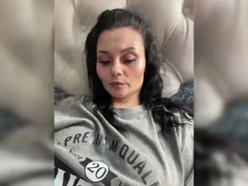 Bongacams Live Porn of Paratrax