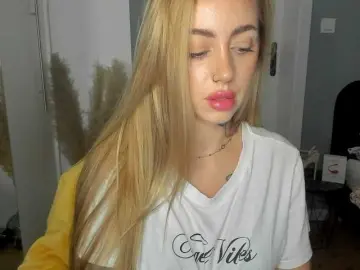 Bongacams Nude Webcam of SEXYcoralie