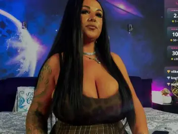 Bongacams Watch Live Sex Cams of SierraQuinn