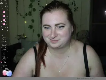 Bongacams Nude Webcam of Aliciaredluv